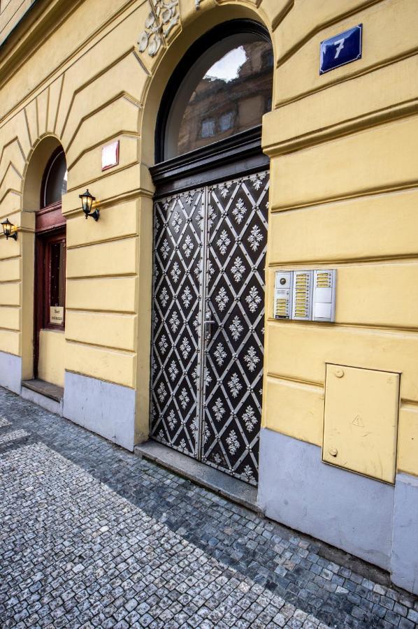Autentic Apartments Platnerska Praga Exterior foto